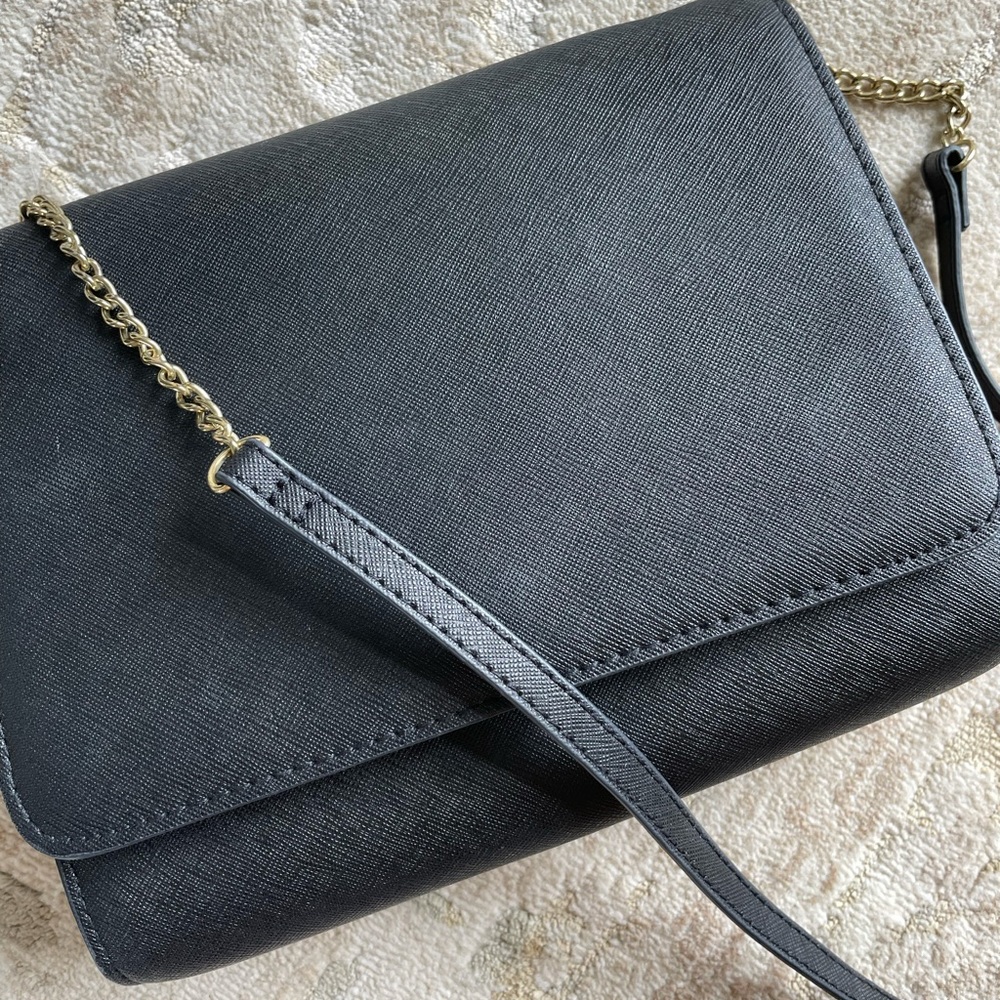 Structured Black Crossbody Bag with Gold Chain